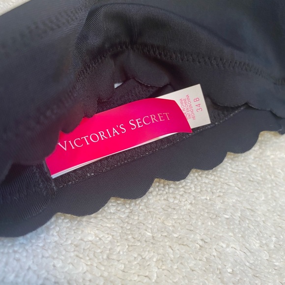 Black Victoria secret bikini top - Picture 3 of 3